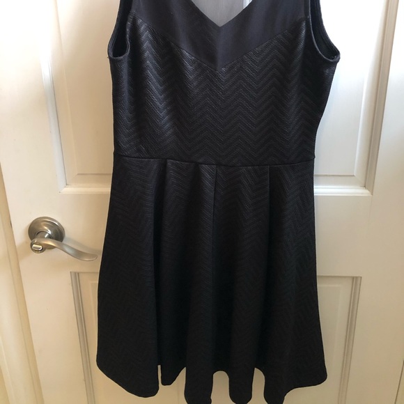 Lush Black Short Cocktail Dress Sheer Top One Size - Picture 4 of 4